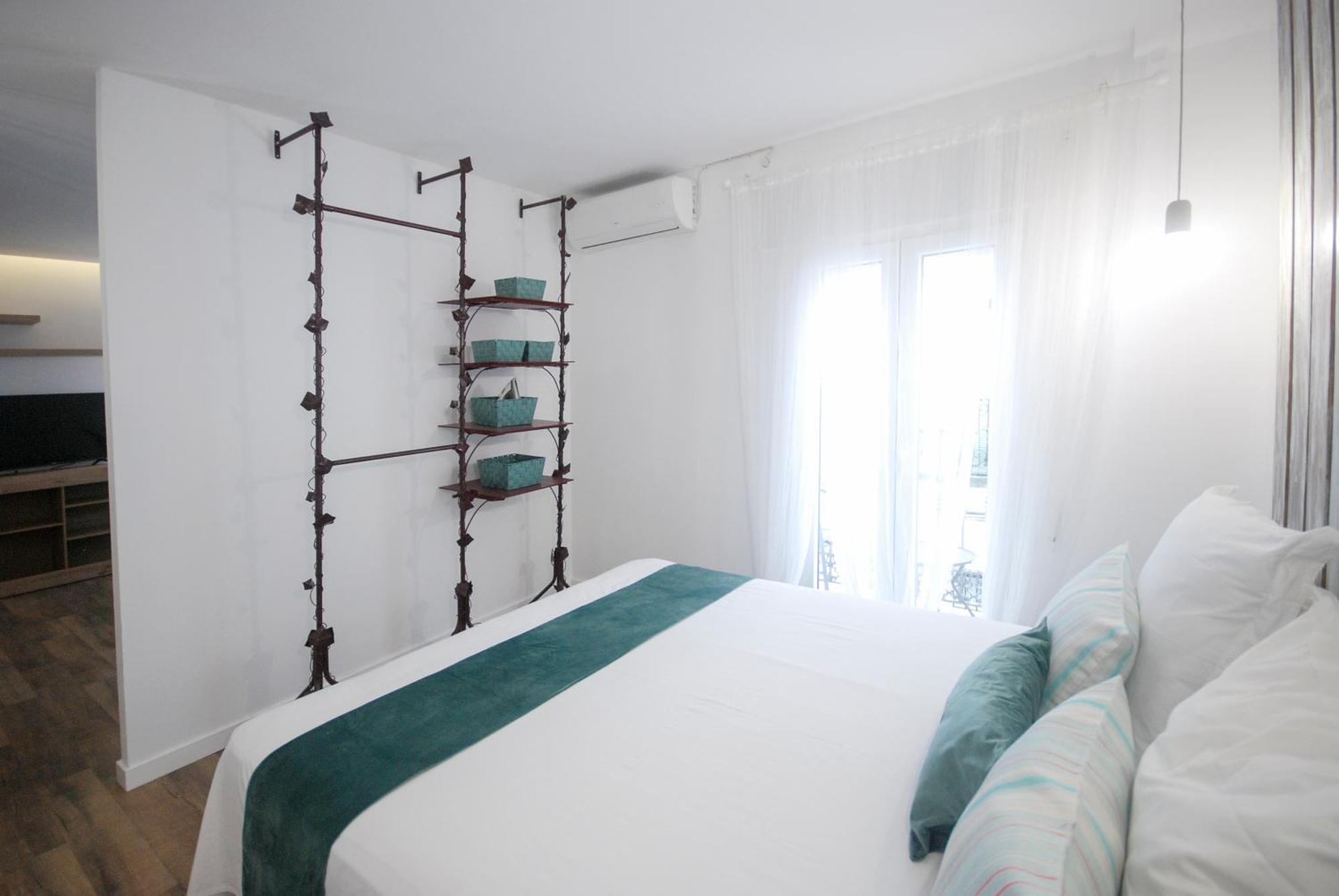 Conil Apartamentos La Dama Y El Vagabundo Conil De La Frontera Luaran gambar