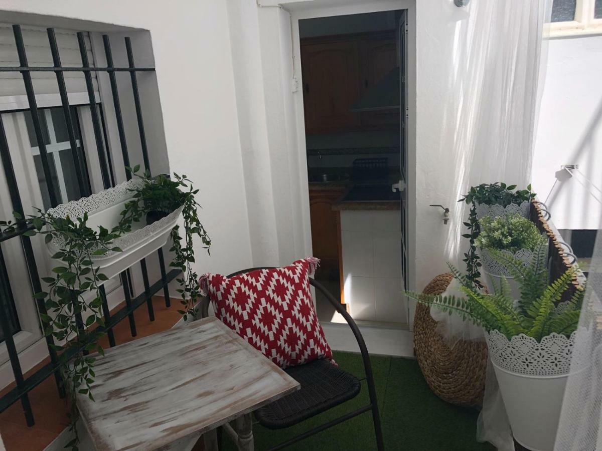 Conil Apartamentos La Dama Y El Vagabundo Conil De La Frontera Luaran gambar