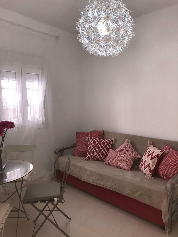 Conil Apartamentos La Dama Y El Vagabundo Conil De La Frontera Luaran gambar
